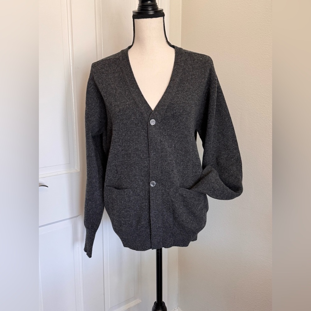 Vintage Men's Gray Lamb’s Wool Cardigan Sweater